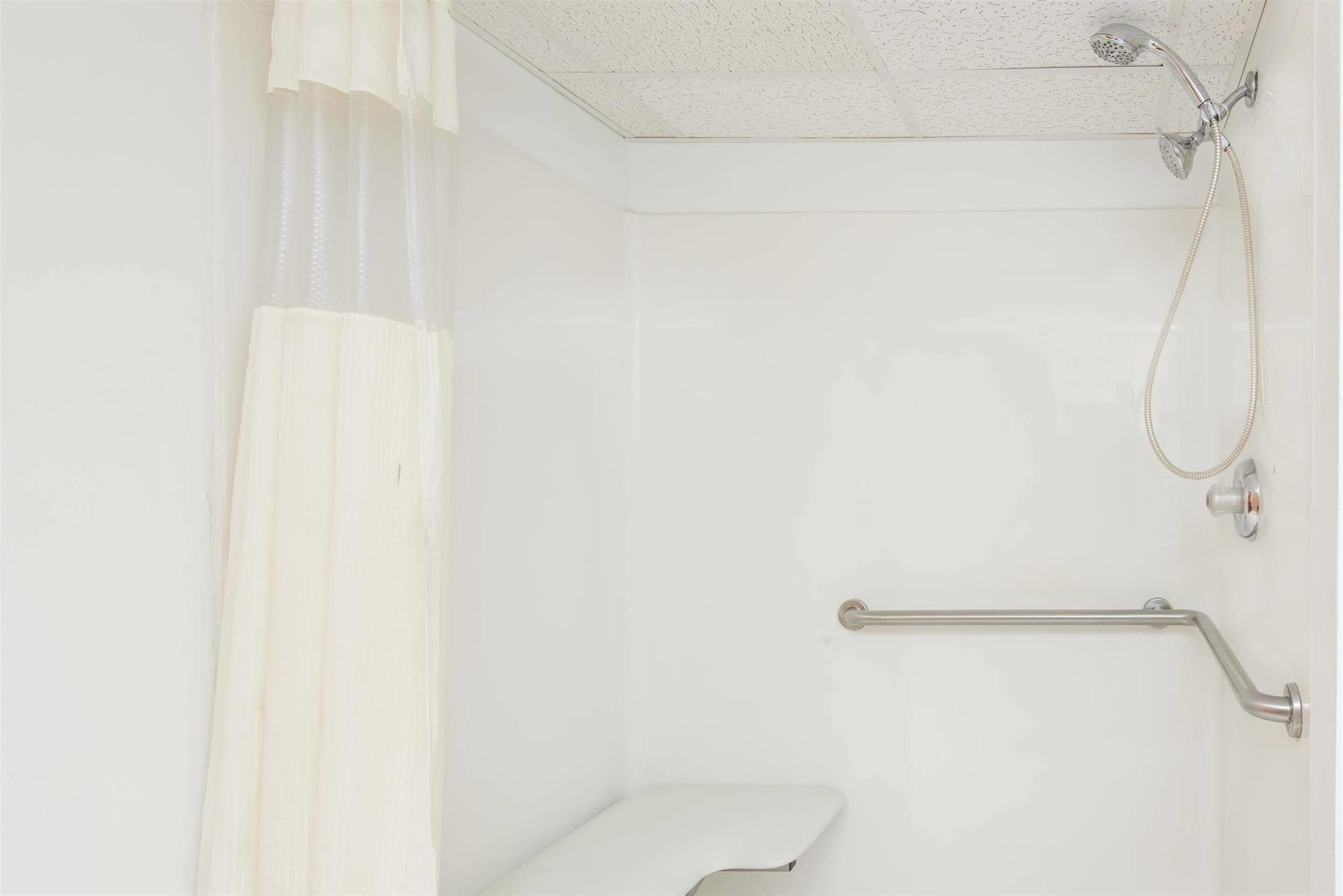 Days Inn By Wyndham Berlin Voorhees المظهر الخارجي الصورة